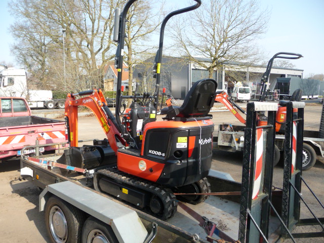 Mini Bagger 0,8t Bild 3